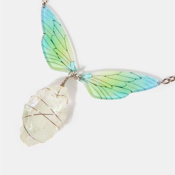 NWT Fairy LUCK Necklace - Picture 3 of 7